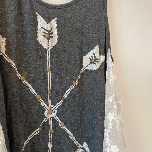 Papaya Mesh Embroidered Sides Arrow Tank Top - Picture 6 of 7